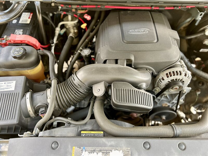 2008 Chevrolet CHEVROLET AVALANCHE LS LEATHER 17 "INCH WHEELS WALK-AROUND YOUTUBE VIDEO   - Photo 79 - Stafford, TX 77477