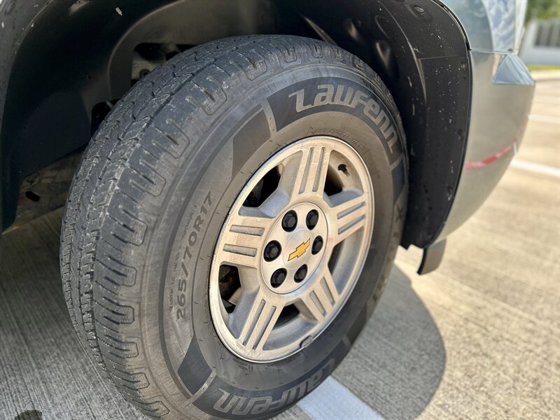 2008 Chevrolet CHEVROLET AVALANCHE LS LEATHER 17 "INCH WHEELS WALK-AROUND YOUTUBE VIDEO   - Photo 82 - Stafford, TX 77477