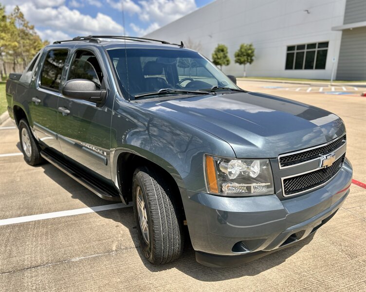 2008 Chevrolet CHEVROLET AVALANCHE LS LEATHER 17 "INCH WHEELS WALK-AROUND YOUTUBE VIDEO   - Photo 12 - Stafford, TX 77477