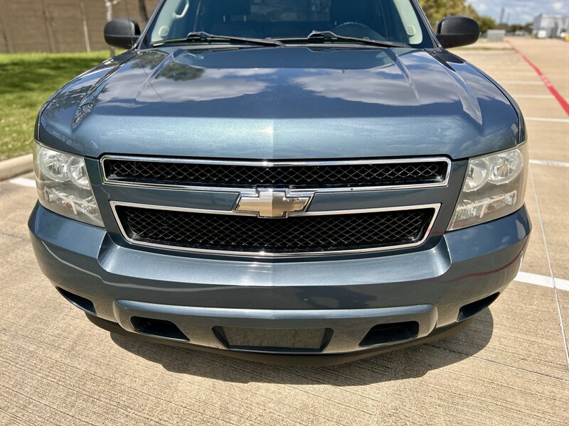 2008 Chevrolet CHEVROLET AVALANCHE LS LEATHER 17 "INCH WHEELS WALK-AROUND YOUTUBE VIDEO   - Photo 9 - Stafford, TX 77477