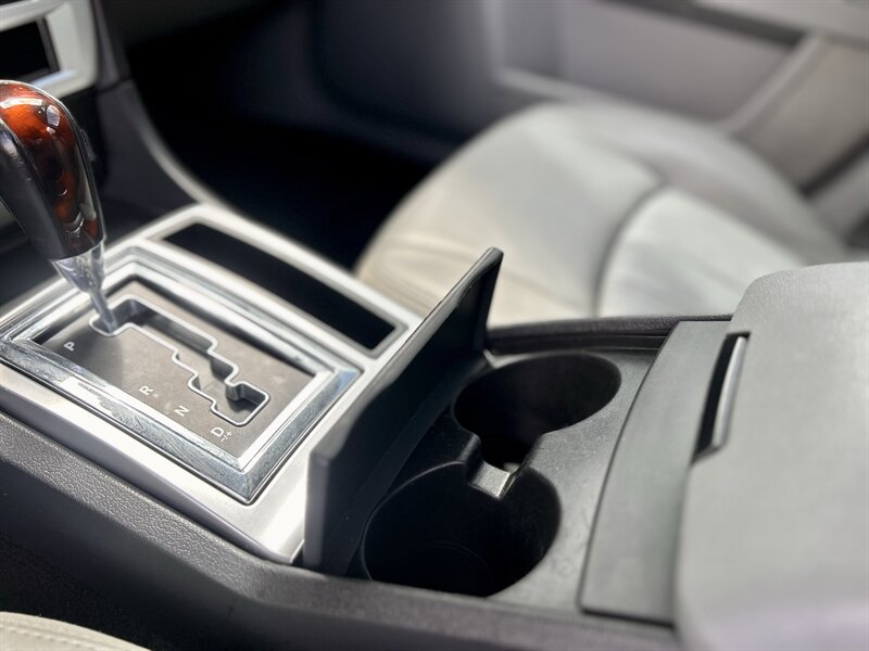 2007 Chrysler CHRYSLER 300C HEMI LEATHER WOOD STEERING WALK-AROUND YOUTUBE VIDEO   - Photo 58 - Stafford, TX 77477