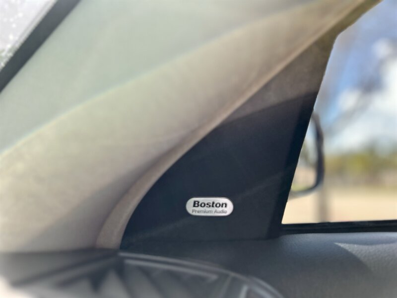 2007 Chrysler CHRYSLER 300C HEMI LEATHER WOOD STEERING WALK-AROUND YOUTUBE VIDEO   - Photo 54 - Stafford, TX 77477