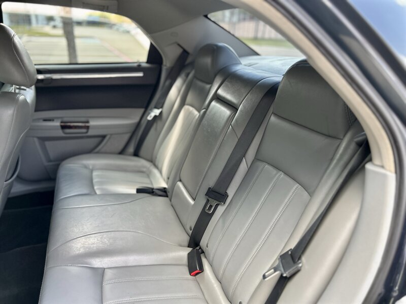 2007 Chrysler CHRYSLER 300C HEMI LEATHER WOOD STEERING WALK-AROUND YOUTUBE VIDEO   - Photo 67 - Stafford, TX 77477