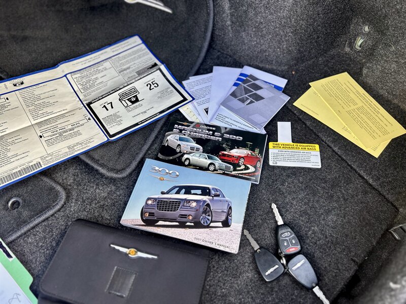 2007 Chrysler CHRYSLER 300C HEMI LEATHER WOOD STEERING WALK-AROUND YOUTUBE VIDEO   - Photo 84 - Stafford, TX 77477