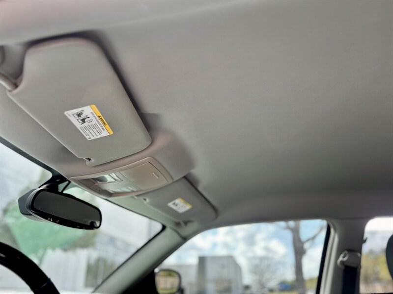 2007 Chrysler CHRYSLER 300C HEMI LEATHER WOOD STEERING WALK-AROUND YOUTUBE VIDEO   - Photo 43 - Stafford, TX 77477