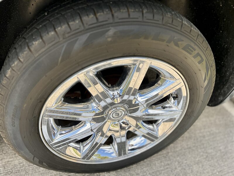 2007 Chrysler CHRYSLER 300C HEMI LEATHER WOOD STEERING WALK-AROUND YOUTUBE VIDEO   - Photo 14 - Stafford, TX 77477