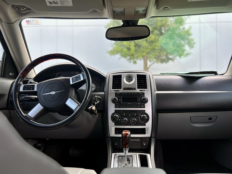 2007 Chrysler CHRYSLER 300C HEMI LEATHER WOOD STEERING WALK-AROUND YOUTUBE VIDEO   - Photo 72 - Stafford, TX 77477