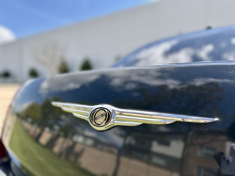 2007 Chrysler CHRYSLER 300C HEMI LEATHER WOOD STEERING WALK-AROUND YOUTUBE VIDEO   - Photo 12 - Stafford, TX 77477