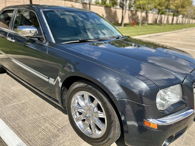 2007 Chrysler CHRYSLER 300C HEMI LEATHER WOOD STEERING WALK-AROUND YOUTUBE VIDEO   - Photo 22 - Stafford, TX 77477