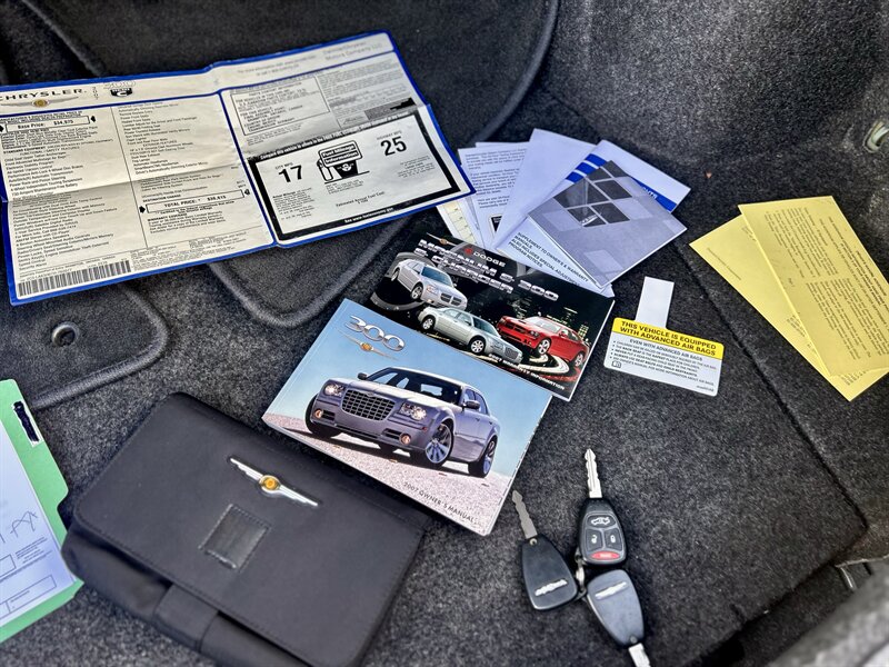 2007 Chrysler CHRYSLER 300C HEMI LEATHER WOOD STEERING WALK-AROUND YOUTUBE VIDEO   - Photo 85 - Stafford, TX 77477