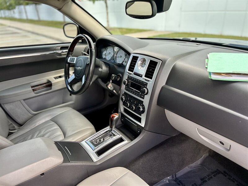 2007 Chrysler CHRYSLER 300C HEMI LEATHER WOOD STEERING WALK-AROUND YOUTUBE VIDEO   - Photo 78 - Stafford, TX 77477