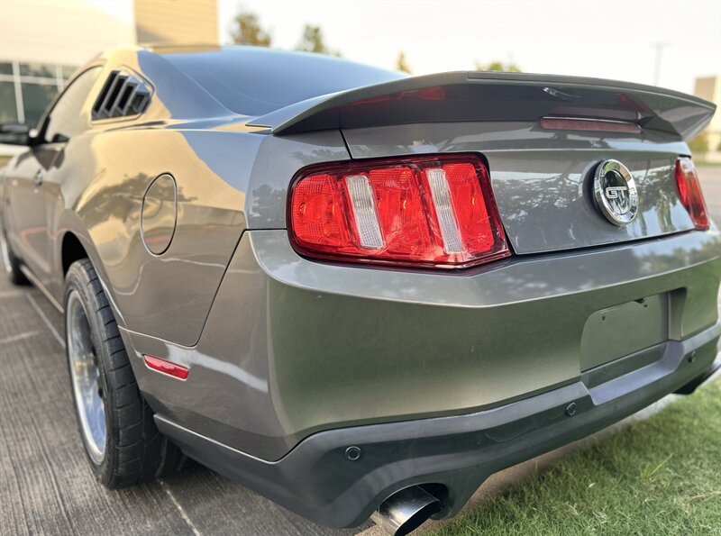 2012 Ford Mustang GT   - Photo 17 - Stafford, TX 77477