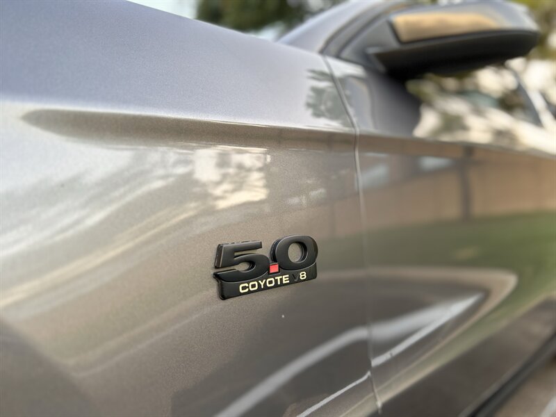 2012 Ford Mustang GT   - Photo 19 - Stafford, TX 77477