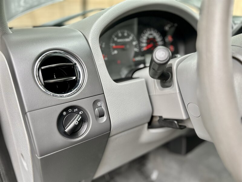 2004 Ford FORD F-150 CREW CAB XLT 69K LOW MILES TONNEAU COVER YOUTUBE VIDEO   - Photo 63 - Stafford, TX 77477