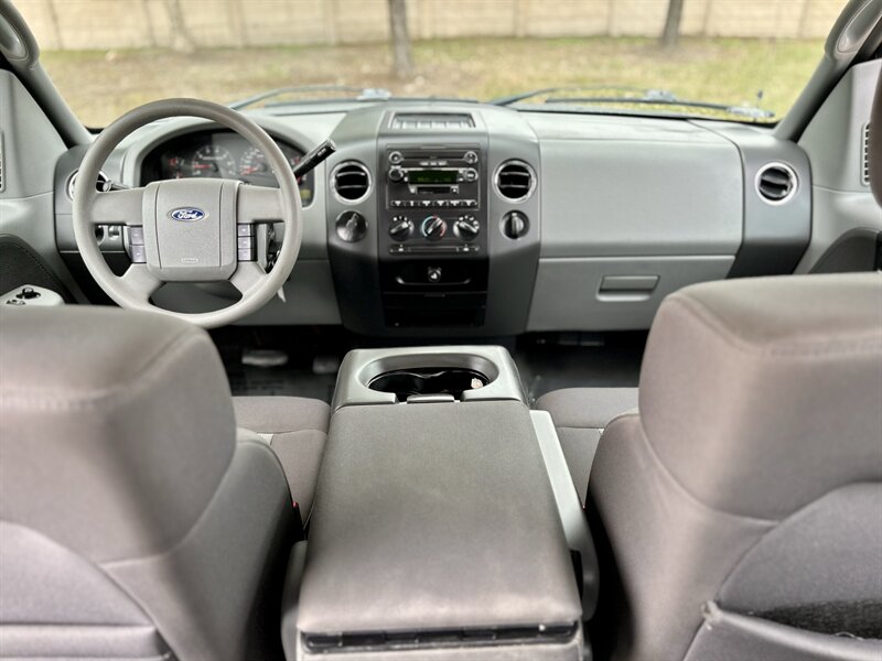 2004 Ford FORD F-150 CREW CAB XLT 69K LOW MILES TONNEAU COVER YOUTUBE VIDEO   - Photo 53 - Stafford, TX 77477