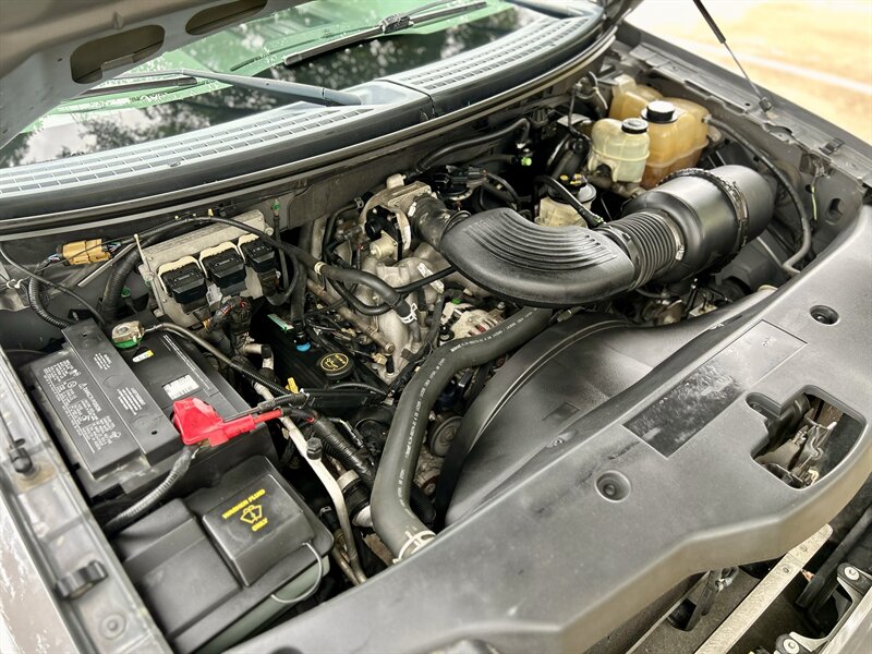 2004 Ford FORD F-150 CREW CAB XLT 69K LOW MILES TONNEAU COVER YOUTUBE VIDEO   - Photo 79 - Stafford, TX 77477