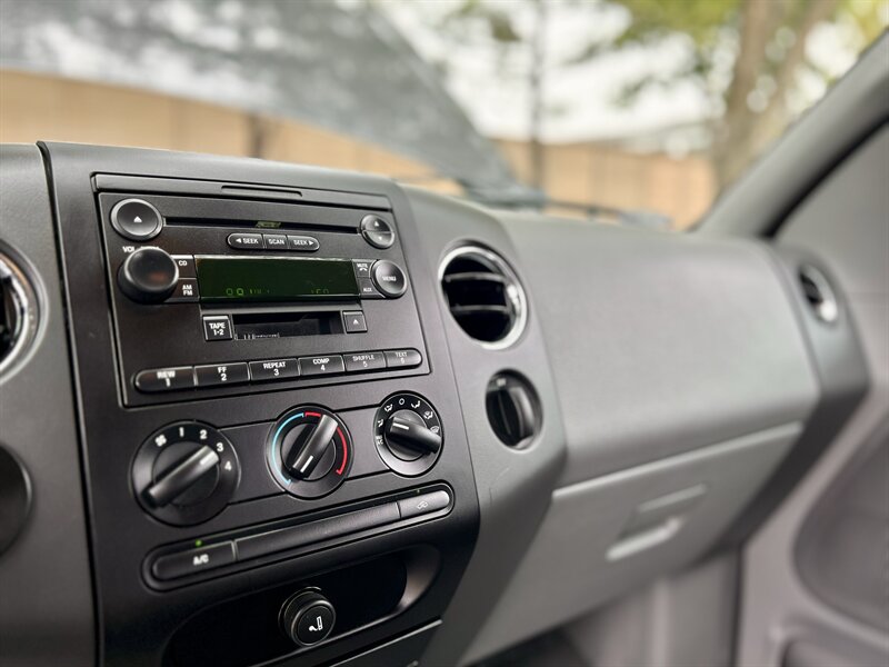 2004 Ford FORD F-150 CREW CAB XLT 69K LOW MILES TONNEAU COVER YOUTUBE VIDEO   - Photo 65 - Stafford, TX 77477