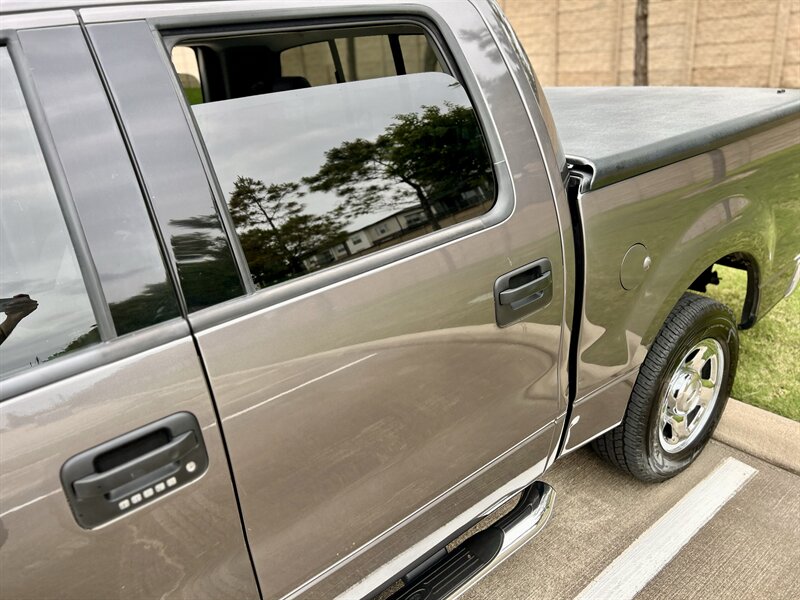 2004 Ford FORD F-150 CREW CAB XLT 69K LOW MILES TONNEAU COVER YOUTUBE VIDEO   - Photo 45 - Stafford, TX 77477