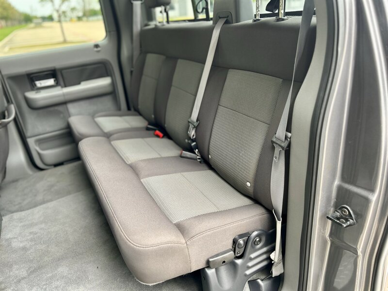 2004 Ford FORD F-150 CREW CAB XLT 69K LOW MILES TONNEAU COVER YOUTUBE VIDEO   - Photo 68 - Stafford, TX 77477