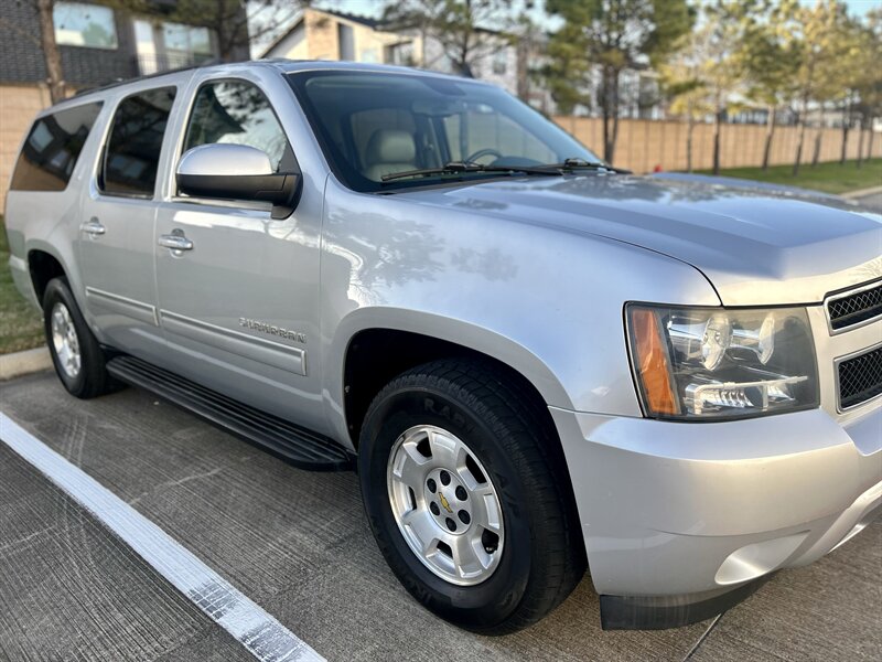 2012 Chevrolet CHEVROLET SUBURBAN LT DVD LEATHER HEATSEAT BOSE WOOD 8PASS YOUTUBE VIDEO   - Photo 10 - Stafford, TX 77477