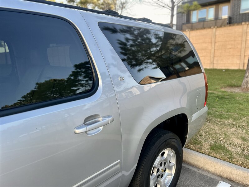 2012 Chevrolet CHEVROLET SUBURBAN LT DVD LEATHER HEATSEAT BOSE WOOD 8PASS YOUTUBE VIDEO   - Photo 23 - Stafford, TX 77477