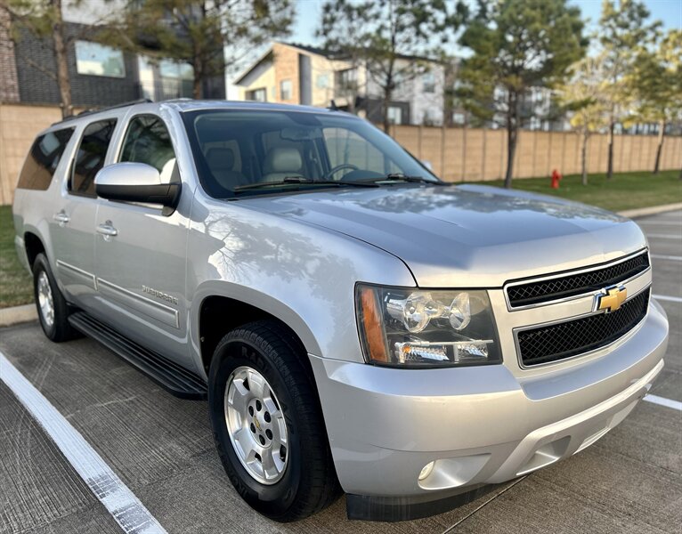 2012 Chevrolet CHEVROLET SUBURBAN LT DVD LEATHER HEATSEAT BOSE WOOD 8PASS YOUTUBE VIDEO   - Photo 8 - Stafford, TX 77477
