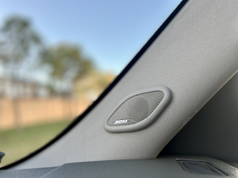 2012 Chevrolet CHEVROLET SUBURBAN LT DVD LEATHER HEATSEAT BOSE WOOD 8PASS YOUTUBE VIDEO   - Photo 45 - Stafford, TX 77477