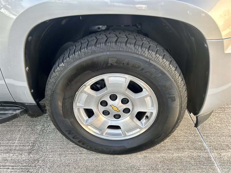 2012 Chevrolet CHEVROLET SUBURBAN LT DVD LEATHER HEATSEAT BOSE WOOD 8PASS YOUTUBE VIDEO   - Photo 65 - Stafford, TX 77477