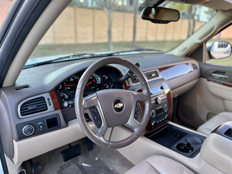2010 Chevrolet CHEVROLET TAHOE LT LEATHER BOSE WOOD TEXAS EDITION 64K LOW MILES   - Photo 45 - Stafford, TX 77477