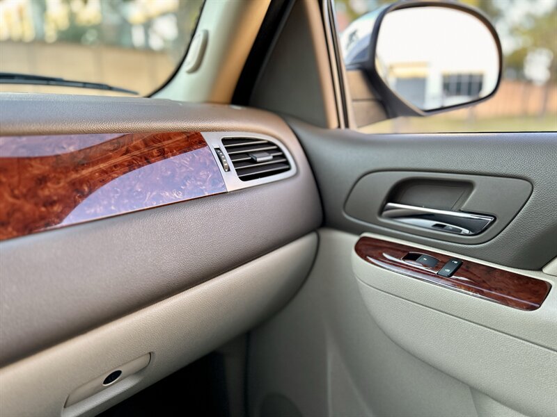 2010 Chevrolet CHEVROLET TAHOE LT LEATHER BOSE WOOD TEXAS EDITION 64K LOW MILES   - Photo 53 - Stafford, TX 77477