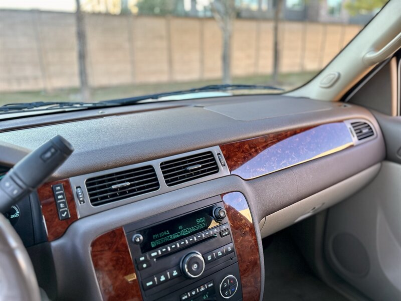 2010 Chevrolet CHEVROLET TAHOE LT LEATHER BOSE WOOD TEXAS EDITION 64K LOW MILES   - Photo 56 - Stafford, TX 77477