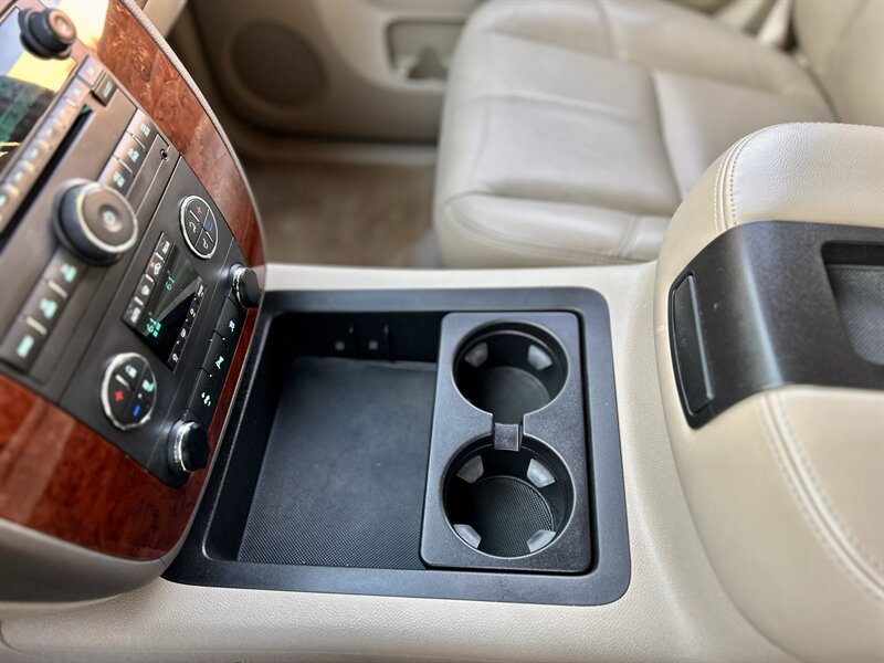 2010 Chevrolet CHEVROLET TAHOE LT LEATHER BOSE WOOD TEXAS EDITION 64K LOW MILES   - Photo 58 - Stafford, TX 77477