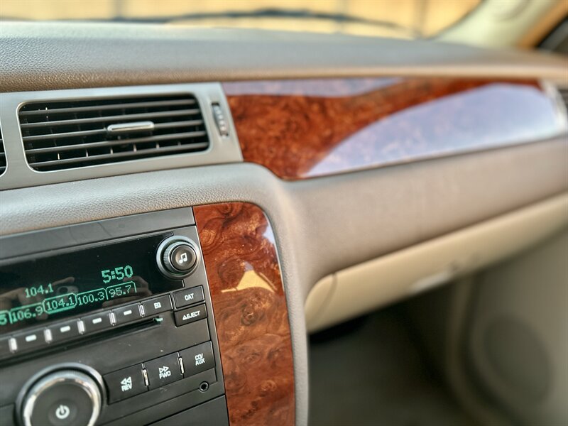 2010 Chevrolet CHEVROLET TAHOE LT LEATHER BOSE WOOD TEXAS EDITION 64K LOW MILES   - Photo 52 - Stafford, TX 77477