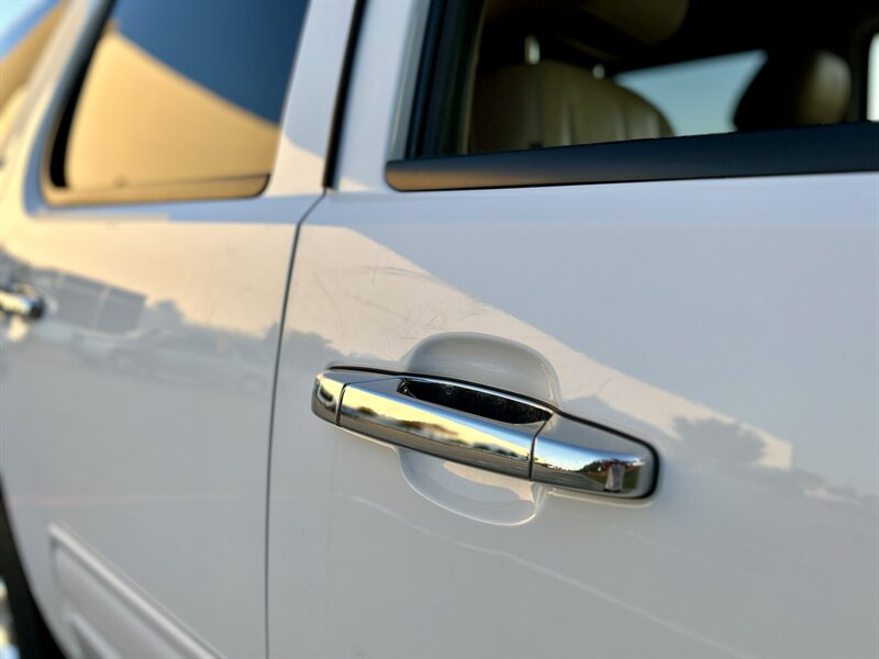 2010 Chevrolet CHEVROLET TAHOE LT LEATHER BOSE WOOD TEXAS EDITION 64K LOW MILES   - Photo 34 - Stafford, TX 77477