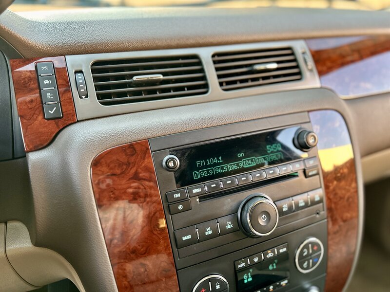 2010 Chevrolet CHEVROLET TAHOE LT LEATHER BOSE WOOD TEXAS EDITION 64K LOW MILES   - Photo 50 - Stafford, TX 77477