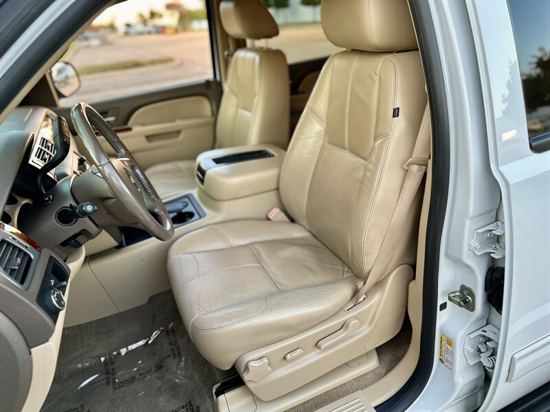 2010 Chevrolet CHEVROLET TAHOE LT LEATHER BOSE WOOD TEXAS EDITION 64K LOW MILES   - Photo 44 - Stafford, TX 77477