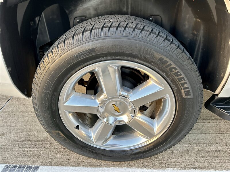 2010 Chevrolet CHEVROLET TAHOE LT LEATHER BOSE WOOD TEXAS EDITION 64K LOW MILES   - Photo 96 - Stafford, TX 77477