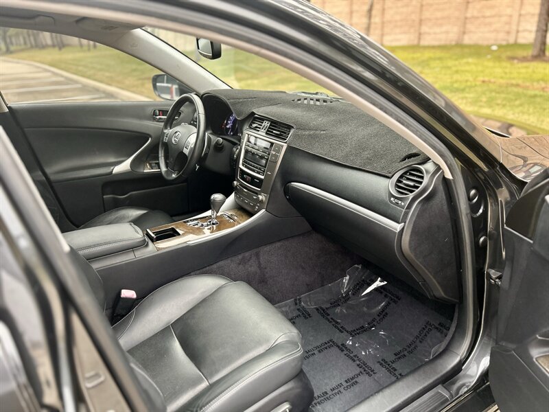 2011 Lexus LEXUS IS 250 SUNROOF 50K LOW MILES SUN FOG LIGHTS YOUTUBE VIDEO   - Photo 49 - Stafford, TX 77477