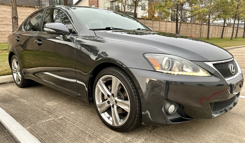 2011 Lexus LEXUS IS 250 SUNROOF 50K LOW MILES SUN FOG LIGHTS YOUTUBE VIDEO   - Photo 12 - Stafford, TX 77477