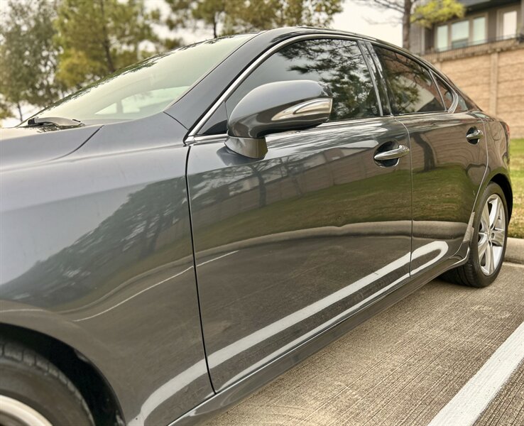 2011 Lexus LEXUS IS 250 SUNROOF 50K LOW MILES SUN FOG LIGHTS YOUTUBE VIDEO   - Photo 5 - Stafford, TX 77477