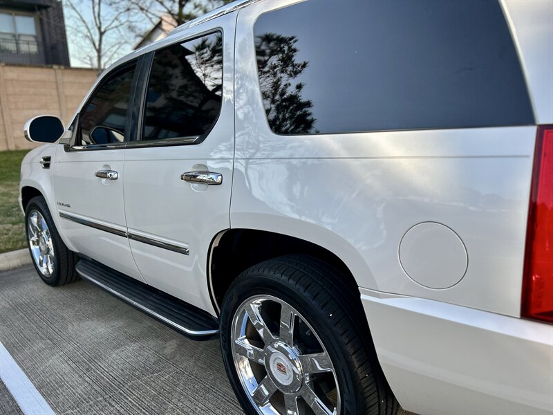2011 Cadillac CADILLAC ESCALADE LUXURY NAV 86K LOW MILES SUPER NICE  YOUTUBE VIDEO   - Photo 36 - Stafford, TX 77477