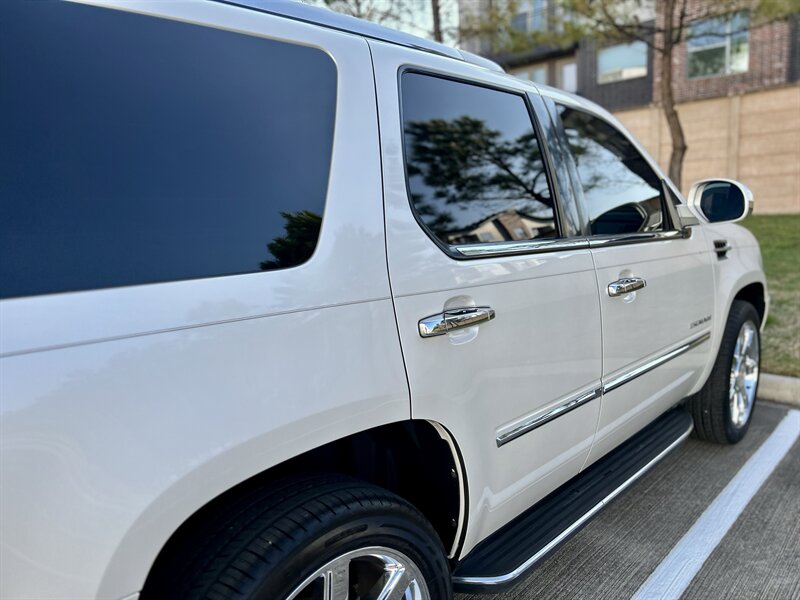 2011 Cadillac CADILLAC ESCALADE LUXURY NAV 86K LOW MILES SUPER NICE  YOUTUBE VIDEO   - Photo 32 - Stafford, TX 77477