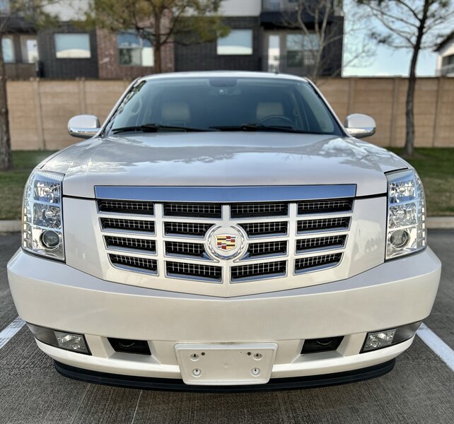 2011 Cadillac CADILLAC ESCALADE LUXURY NAV 86K LOW MILES SUPER NICE  YOUTUBE VIDEO   - Photo 8 - Stafford, TX 77477