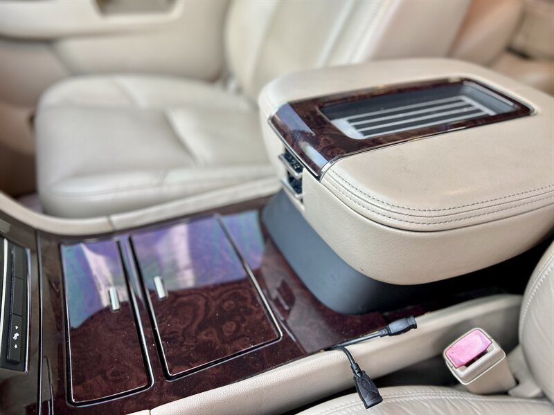 2011 Cadillac CADILLAC ESCALADE LUXURY NAV 86K LOW MILES SUPER NICE  YOUTUBE VIDEO   - Photo 52 - Stafford, TX 77477