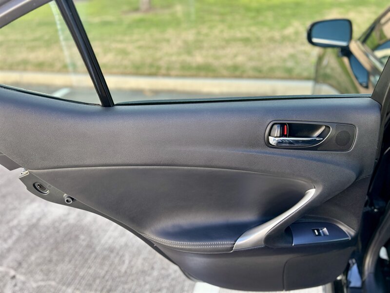 2012 Lexus LEXUS IS 250 F SPORT NAVIGATION HTD SEATS FOG LIGHTS YOUTUBE VIDEO   - Photo 43 - Stafford, TX 77477