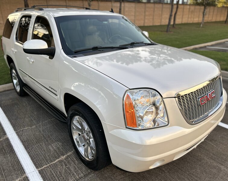 2013 GMC Yukon SLT 8 PASS 20 " WHEELS HTD & COOL SEATS SUPER CLEAN   - Photo 10 - Stafford, TX 77477