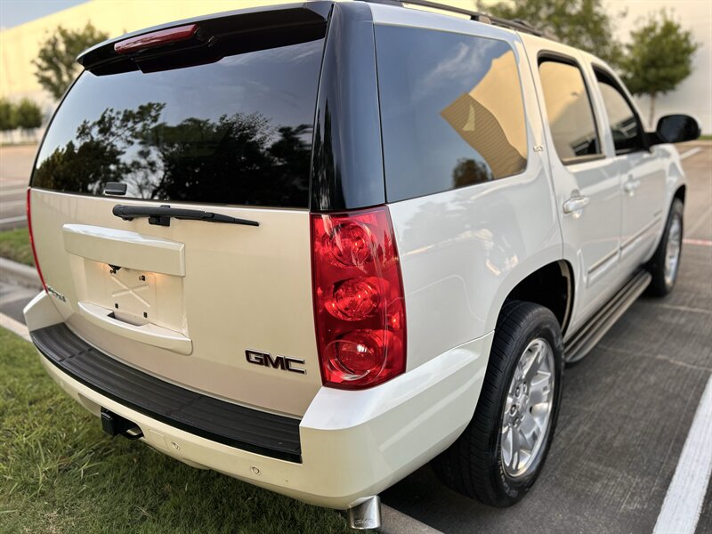 2013 GMC Yukon SLT 8 PASS 20 " WHEELS HTD & COOL SEATS SUPER CLEAN   - Photo 26 - Stafford, TX 77477