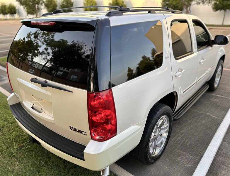 2013 GMC Yukon SLT 8 PASS 20 " WHEELS HTD & COOL SEATS SUPER CLEAN   - Photo 27 - Stafford, TX 77477