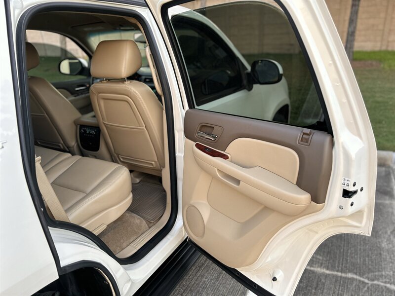2013 GMC Yukon SLT 8 PASS 20 " WHEELS HTD & COOL SEATS SUPER CLEAN   - Photo 55 - Stafford, TX 77477
