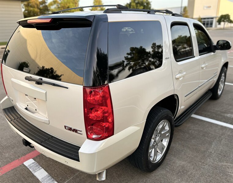2013 GMC Yukon SLT 8 PASS 20 " WHEELS HTD & COOL SEATS SUPER CLEAN   - Photo 23 - Stafford, TX 77477